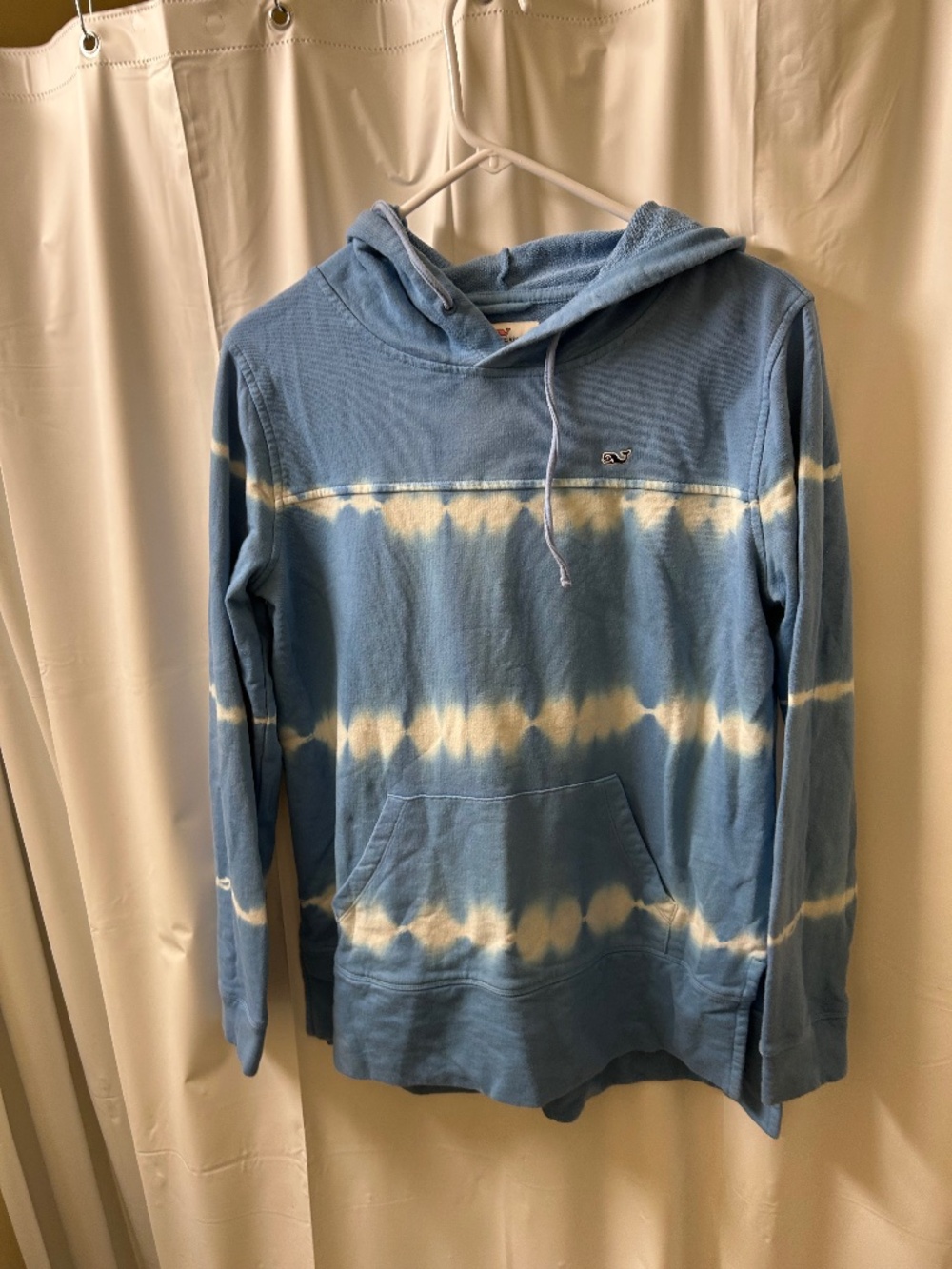 Vineyard Vines Tie Dye Hooded Sweatshirt